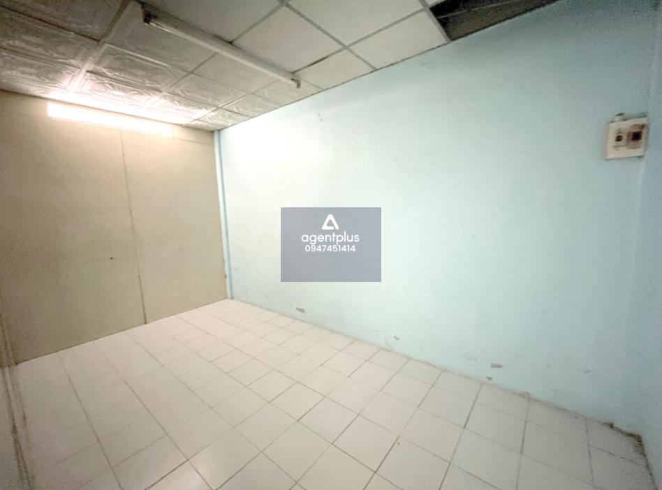 อาคารพาณิชย์ โครงการมาลัยทองวิลล่า 2 ชลบุรี ใกล้แหล่งชุมชน การคมนาคมสะดวก เหมาะสำหรับอยู่อาศัยและประกอบธุรกิจขนาดเล็ก รายล้อมด้วยสิ่งอำนวยความสะดวกครบครัน