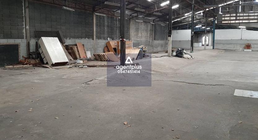 ให้เช่าโกดัง พระราม 2 ติดถนนใหญ่ พระราม 2-สุขสวัสดิ์