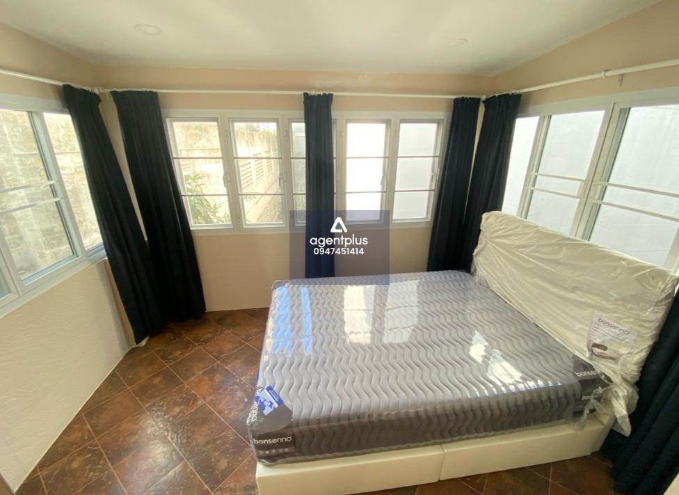 อาคารพาณิชย์ 4 ชั้น รีโนเวทใหม่ ซอยเกษมสันต์ 1 ใจกลางเมือง อาคารพาณิชย์ให้เช่า ทำเลทอง ซอยเกษมสันต์ 1 (ปทุมวัน) เดินเพียง 300 เมตร ถึง BTS สนามกีฬาแห่งชาติ ใกล้ สยาม, MBK และบ้านจิม ทอมป์สัน เหมาะสำหรับ คลินิก, ออฟฟิศ หรืออยู่อาศัยแบบทาวน์โฮม