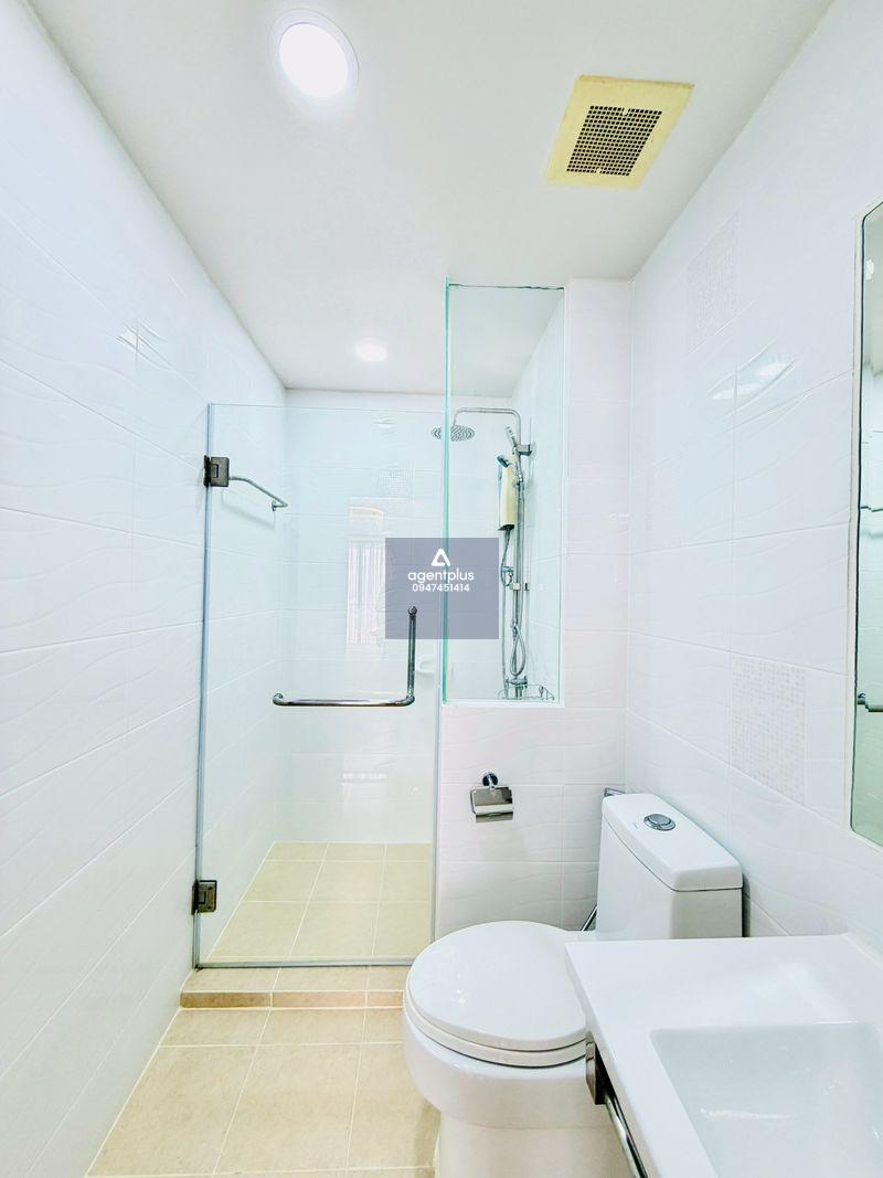 ให้เช่าคอนโดวิวสวย ฟรีเครื่องใช้ไฟฟ้า พร้อมเข้าอยู่ ยูนิกก้า พัทยา คอนโด