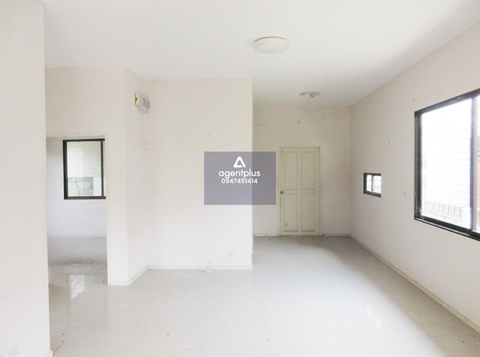 โครงการพรภิรมย์ นิคมพัฒนา บ้านแฝดชั้นเดียว ทำเลดี เดินทางเข้า-ออกสะดวก อยู่ในแหล่งชุมชน