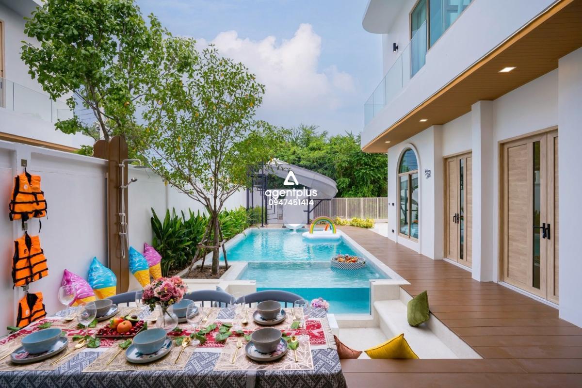 ขายพูลวิลล่าหรูพร้อมผู้เช่า ส่วนตัว สร้างใหม่ ใกล้หาดจอมเทียน เพียง 2 นาที พัทยา