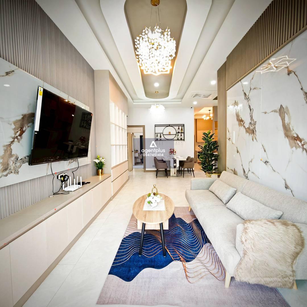 พูลวิลล่า ห้วยใหญ่_จอมเทียน: บ้านในโครงการ ติดถนนสุขุมวิท