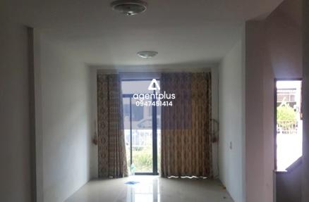 ทาวน์เฮ้าส์ ไอวี ทาวน์ 2 พนัสนิคม ชลบุรี