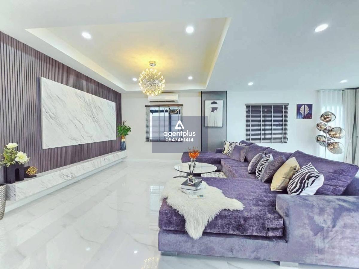 พูลวิลล่าส่วนตัว ใจกลางเขาน้อย – กรีนฟิล วิลล่า 2 พัทยา