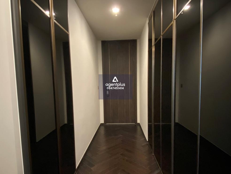 คอนโดลักชัวรี เดอะ โมนูเมนต์ สนามเป้า  ใจกลางพญาไท วิวเมืองสุดหรู ใกล้ BTS สนามเป้า