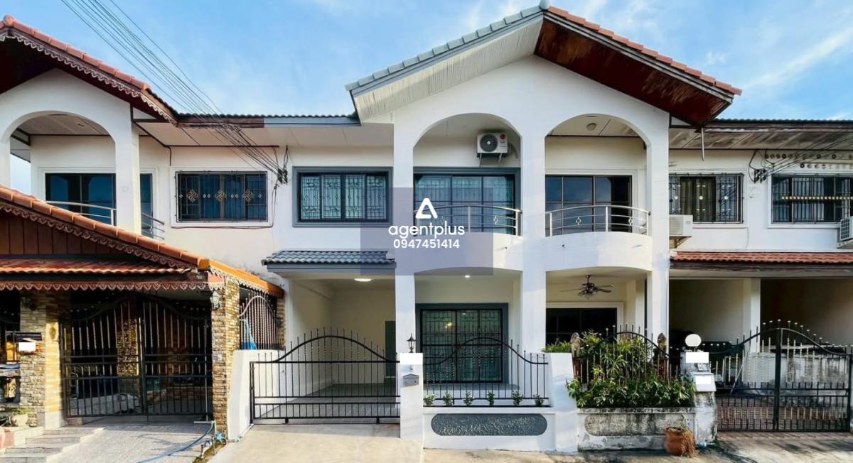 ขายทาวน์โฮม 2 ชั้น ซอยเขาตาโล พร้อมเฟอร์นิเจอร์และของตกแต่งครบ
