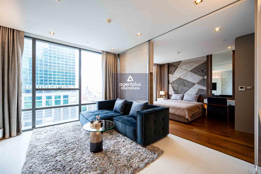 ขายคอนโดหรู เดอะ แบงค็อค สาทร  พร้อมอยู่ ทำเลดีใจกลางเมือง