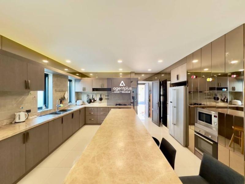 ขาย บ้านพูลวิลล่าสวยในโครงการ ทำเลทอง Siam Royal View Pattaya