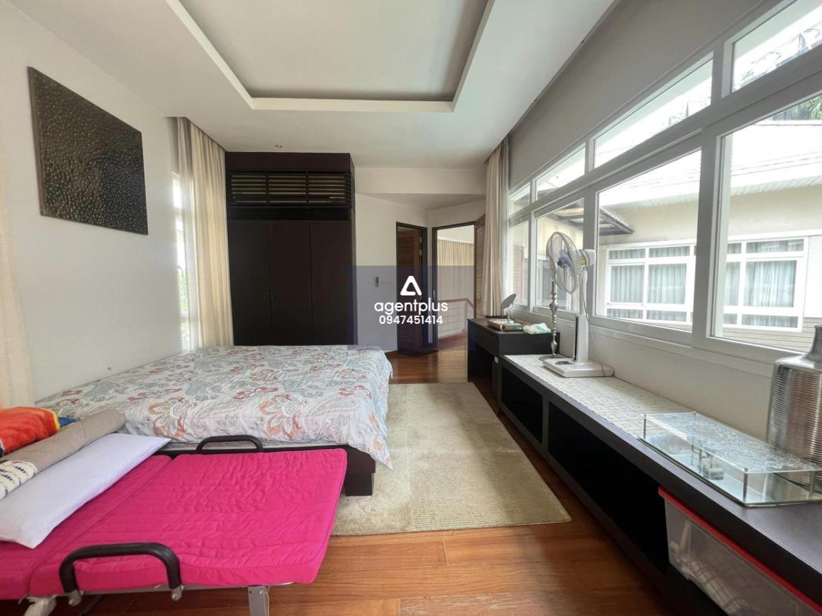 หมู่บ้านโครงการหรูริมทะเล บ้านทะเลบางเสร่