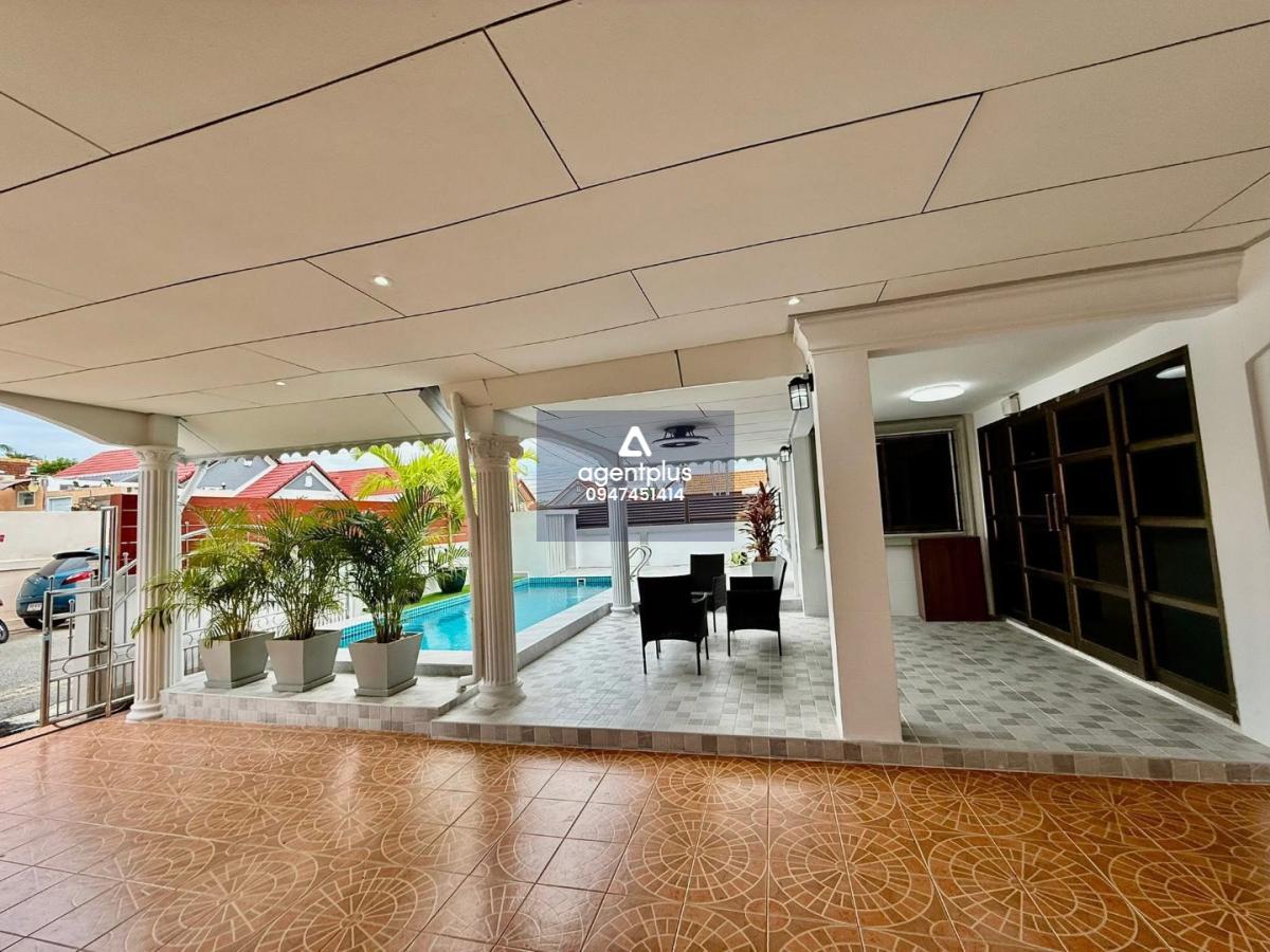 พูลวิลล่าพร้อมอยู่ ทำเลดี เดินทางสะดวก ใกล้ทุกสิ่ง!