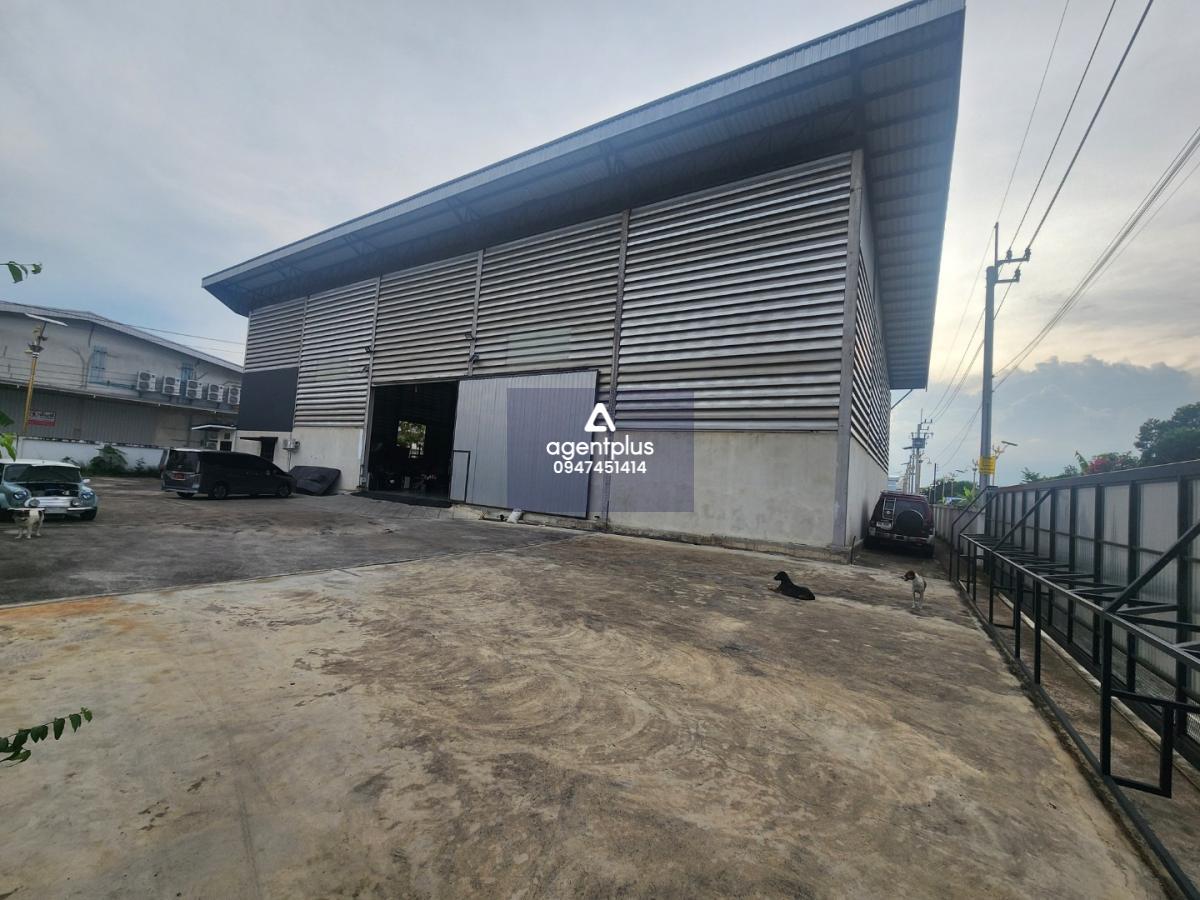 *ขาย/เช่าโกดัง พร้อมออฟฟิศ ใกล้สนามบินสุวรรณภูมิ ลาดกระบัง กรุงเทพฯ