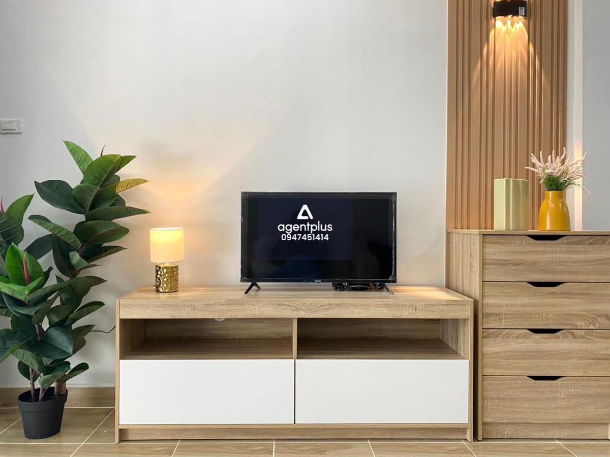 ทาวน์เฮ้าส์หลังใหญ่ ซอยวัดเขาน้อย พัทยา ทำเลดี พร้อมเข้าอยู่ เฟอร์นิเจอร์ครบ