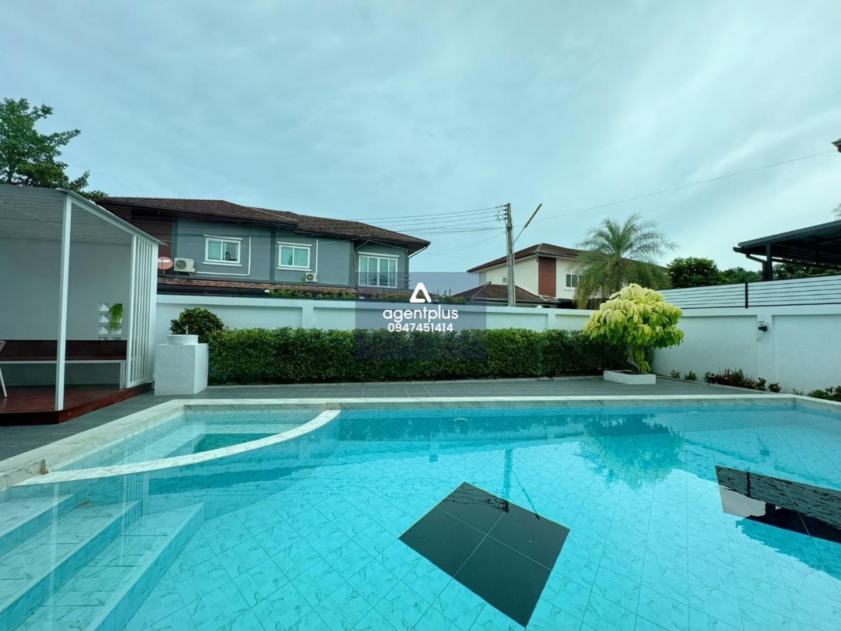 ขายบ้านพูลวิลล่า ติดอ่างมาบประชัน พัทยา เฟอร์ครับ พร้อมเข้าอยู๋