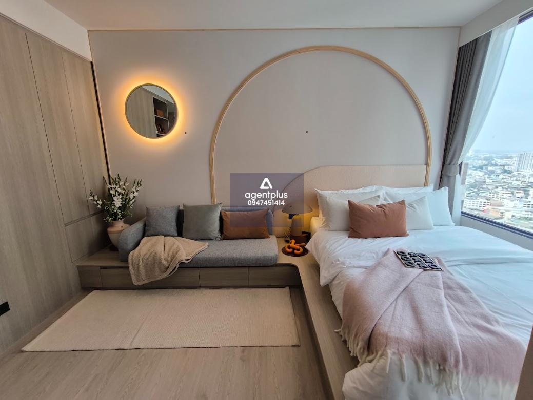 ขายคอนโด เรฟเฟอเรนซ์ สาทร-วงเวียนใหญ่  คอนโดหรูแต่งครบ ใกล้ BTS วงเวียนใหญ่ เพียง 130 เมตร เดินทางเข้าเมืองสาทรง่าย