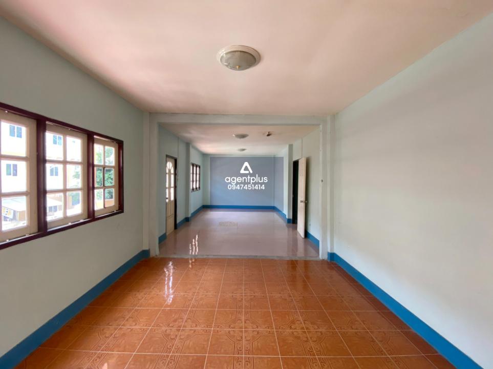 ทาวน์เฮ้าส์ โครงการนำโชค เมืองระยอง ทาวน์เฮ้าส์ 2 ชั้น ทำเลดีติดถนนตรอกยายชา