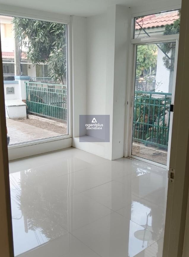 บ้านเดี่ยว 2 ชั้น บ้านมัณฑนา รังสิต คลอง 2 ทำเลดี ติดถนนรังสิต-นครนายก ฝั่งขาเข้ากรุงเทพฯ เดินทางเข้า-ออกสะดวก