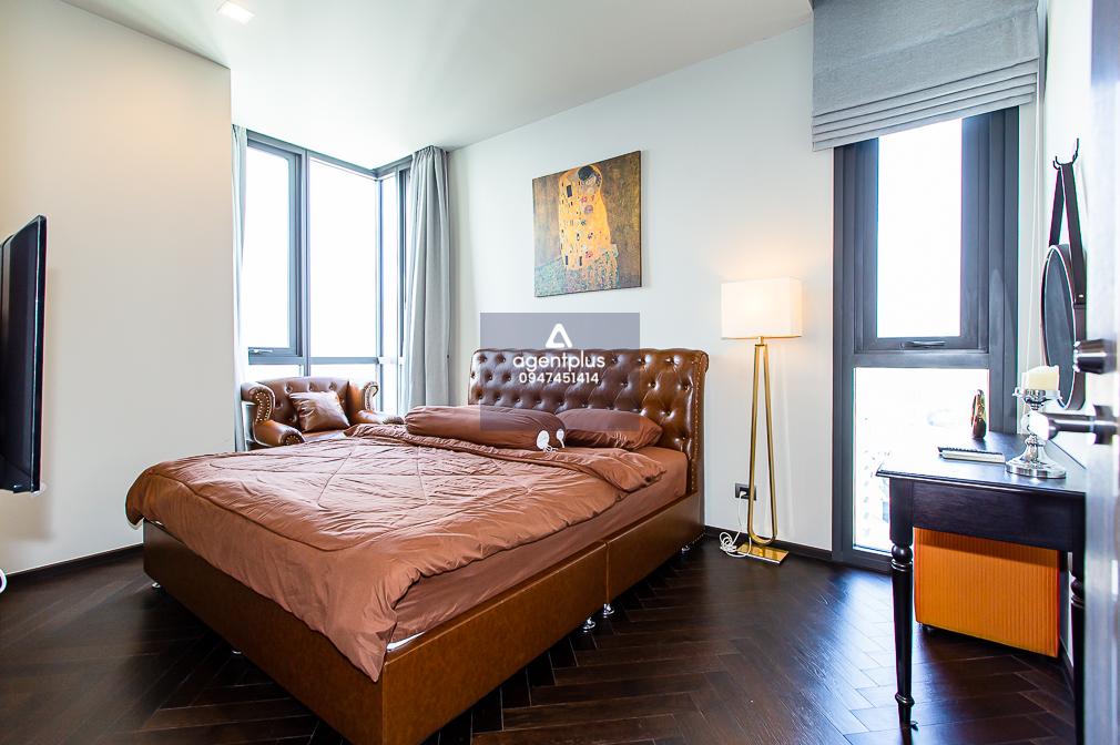 คอนโดลักชัวรี เดอะ โมนูเมนต์ สนามเป้า  ใจกลางพญาไท วิวเมืองสุดหรู ใกล้ BTS สนามเป้า