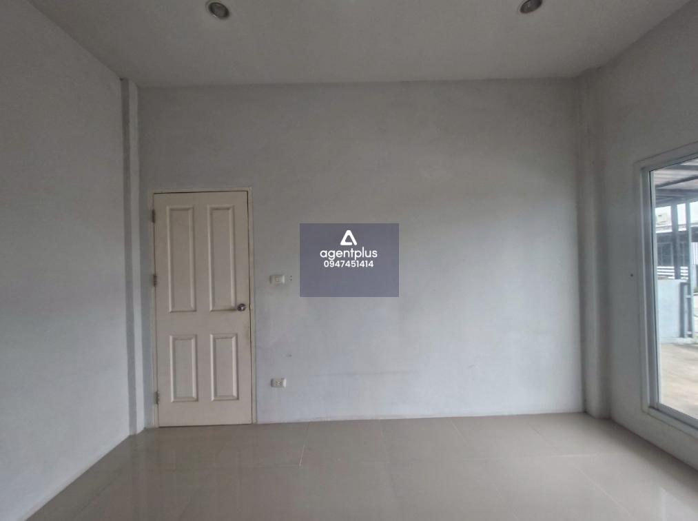 ทาวน์เฮ้าส์ชั้นเดียว ทำเลที่ตั้งโครงการดี การเดินทางสะดวก เอสซี วิลเลจ 2 ซ.วังตาผิน 5 ถ.มาบเตย-วังตาผิน