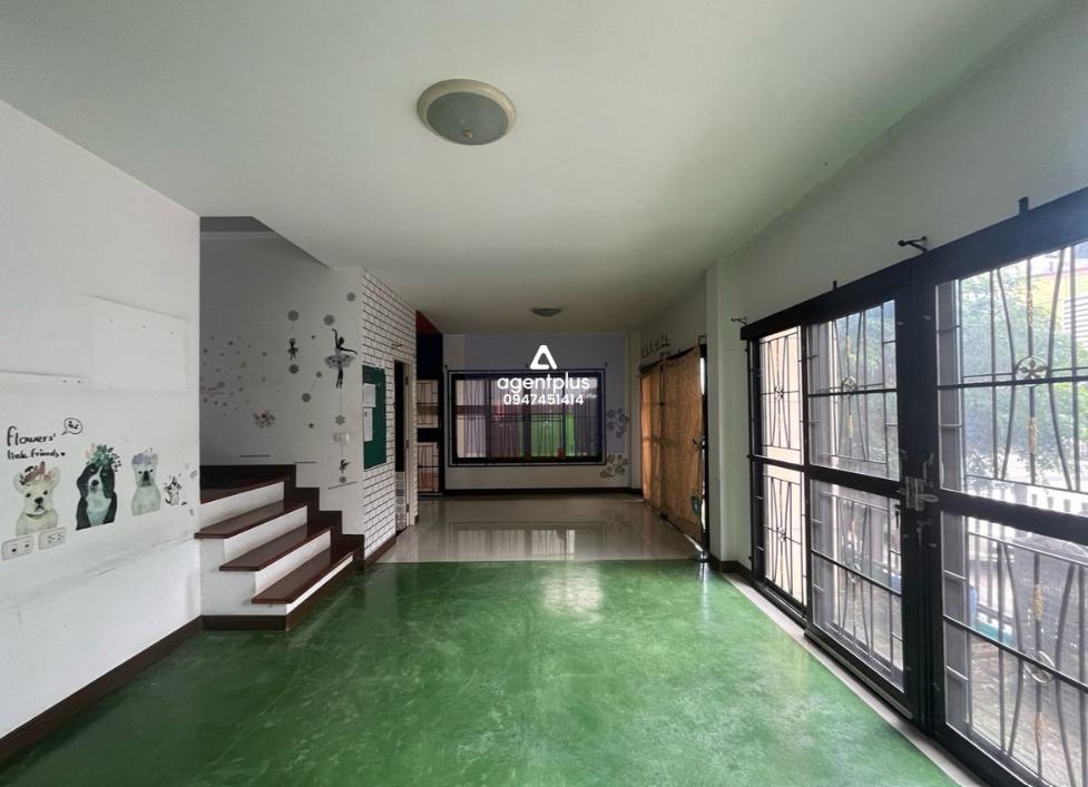 ขายบ้านเดี่ยว 2 ชั้น หมู่บ้านดิเอ็นเทอร์  อยู่บนทำเลศักยภาพ ถนนกาญจนาภิเษก 39 แยก 10 ใกล้นิคมอัญธานี