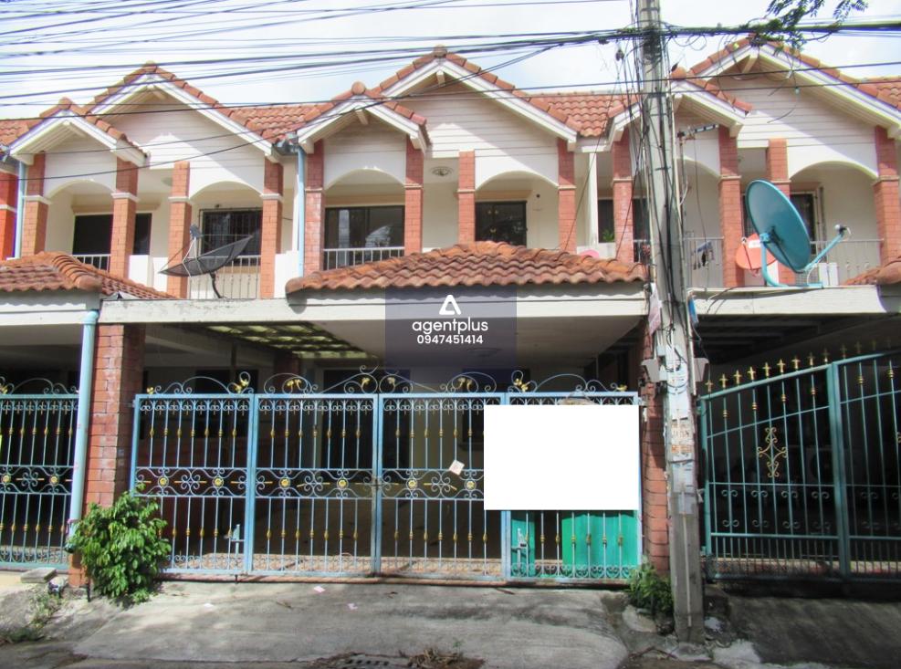 ทาวน์เฮ้าส์ 2 ชั้น ถนนสุขุมวิท (ทล.3) โครงการรัฐกิจ การคมนาคมสะดวก สาธารณูปโภคครบครัน ใกล้แหล่งชุมชน แหล่งท่องเที่ยว เหมาะกับการอยู่อาศัย