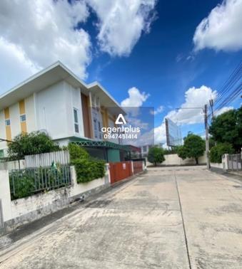 บ้านดีไซน์สวยทันสมัย พาโนวิลเลจ ทำเลหมู่บ้านเงียบสงบ น่าอยู่ บรรยากาศเป็นส่วนตัว