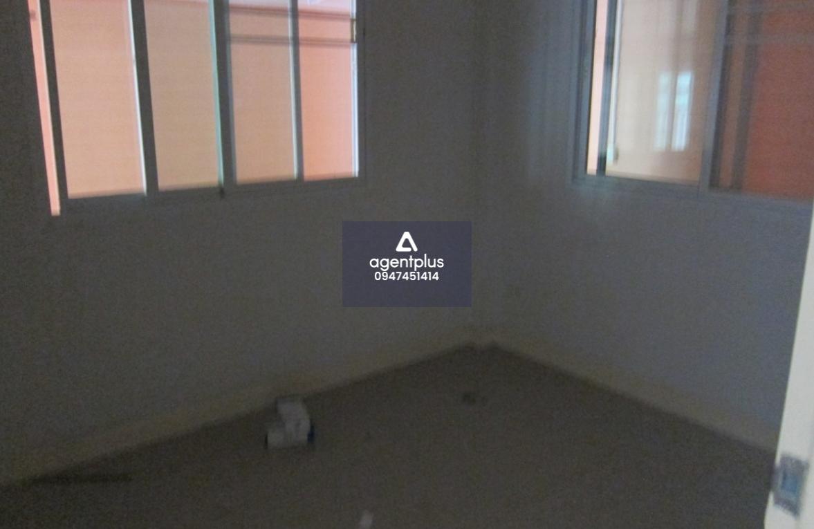 ขายด่วนบ้านเดี่ยวชั้นเดียว โครงการฐานมั่นคง ถนนคลองหลวง ราคา 2.99 ล้านบาท 3 นอน 2 น้ำ ใกล้ทางด่วน ดรีมเวิล์ล ฟิวเจอร์พาร์ค โรงเรียน มหาวิทยาลัย ตลาดไท