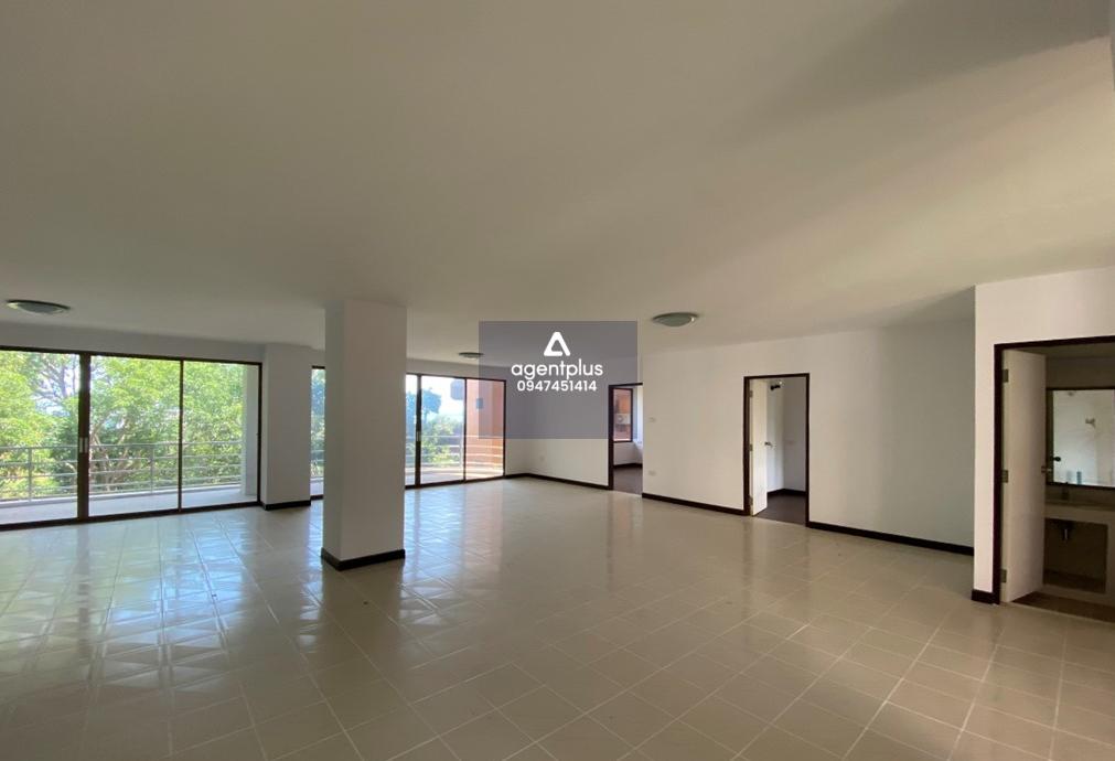 ขายคอนโดวิวนกยูง แกลง คอนโดมิเนียม เหมาะอยู่อาศัยและเป็นที่พักตากอากาศ ตั้งอยู่ใกล้ทะเล และสถานที่ท่องเที่ยวทางธรรมชาติ การคมนาคมสะดวก