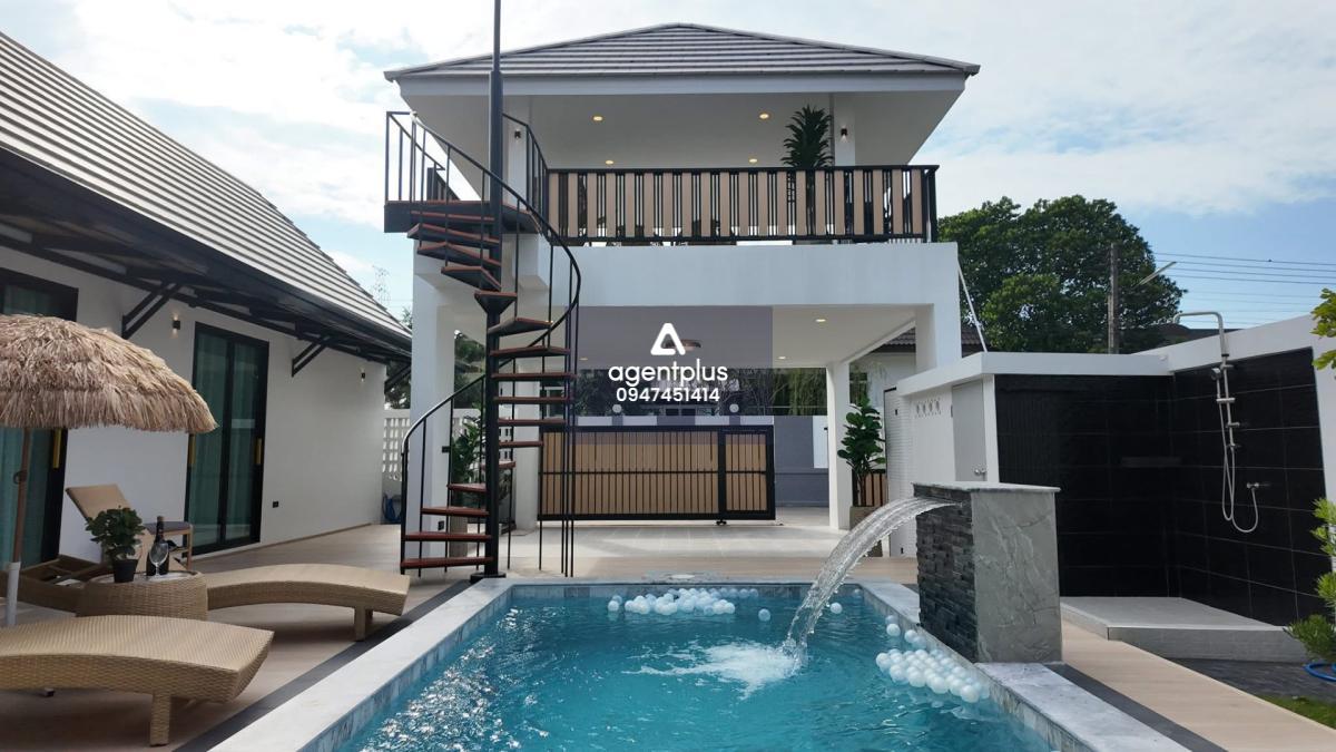 ขาย พูลวิลล่าใหม่ ห้วยใหญ่ พัทยา แปลงมุม ติดถนน 3 ด้าน