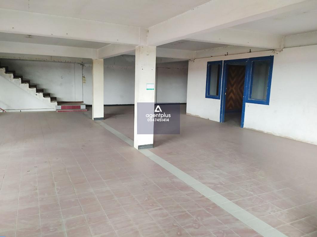 อาคารพาณิชย์ 3.5 ชั้น 2 ห้องติดกัน มีชั้นลอย/ดาดฟ้า ห่างจากถนนพระราม 2 เพียง 230 เมตร