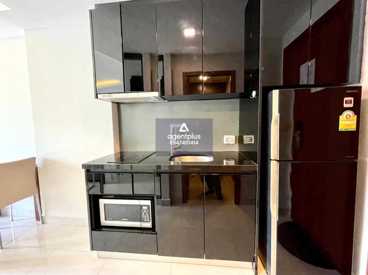 คลับ รอยัล คอนโดมิเนียม (สร้าง C) วงศ์อมาตย์