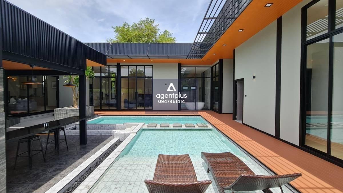 ขาย‼️ บ้านพูลวิลล่า พลูตาหลวง สัตหีบ 