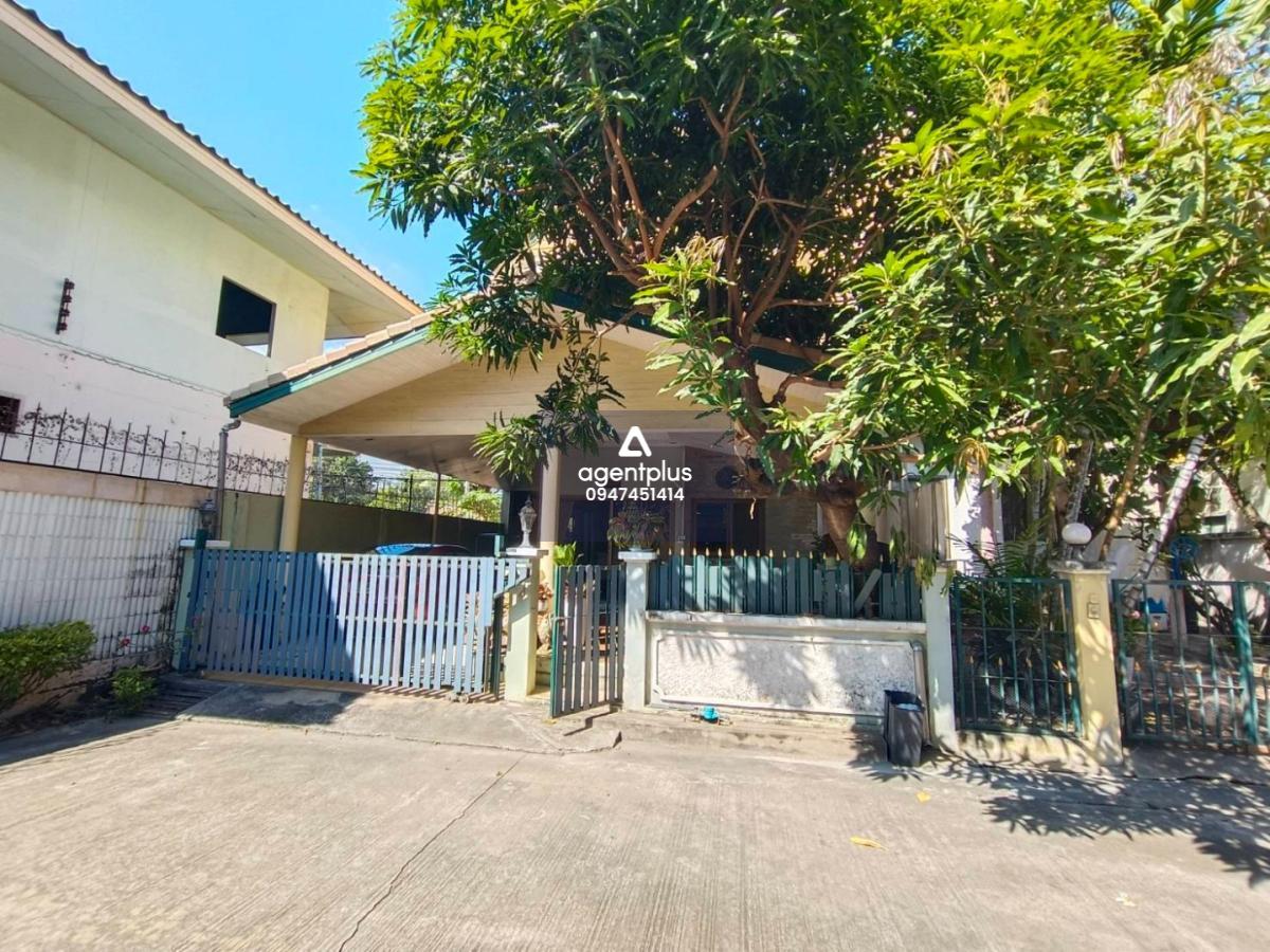 บ้านเดี่ยวหลังมุม สไตล์โมเดิร์น หมู่บ้านแมกไม้ วัชรพล | สุขาภิบาล 5 – สายไหม