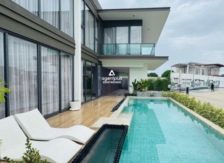 พูลวิลล่าหรูดีไซน์ Luxury Modern Contemporary Live The Pleasant Life — ใช้ชีวิตเหนือระดับ เพียง 1 ชม. จากกรุงเทพฯ พักผ่อนก็ได้ — ลงทุนก็คุ้ม!