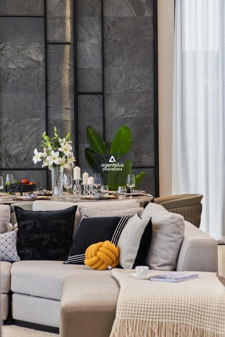 โครงการบ้านหรู ที่ตั้งอยู่ในทำเล ที่สะดวกสบายพร้อมการออกแบบที่ทันสมัย 