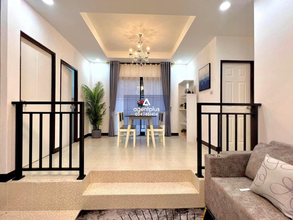 บ้านเดี่ยวตกแต่งพร้อมอยู่   หมู่บ้านบางละมุงโมเดริ์น (โรงโป๊ะ) พัทยา