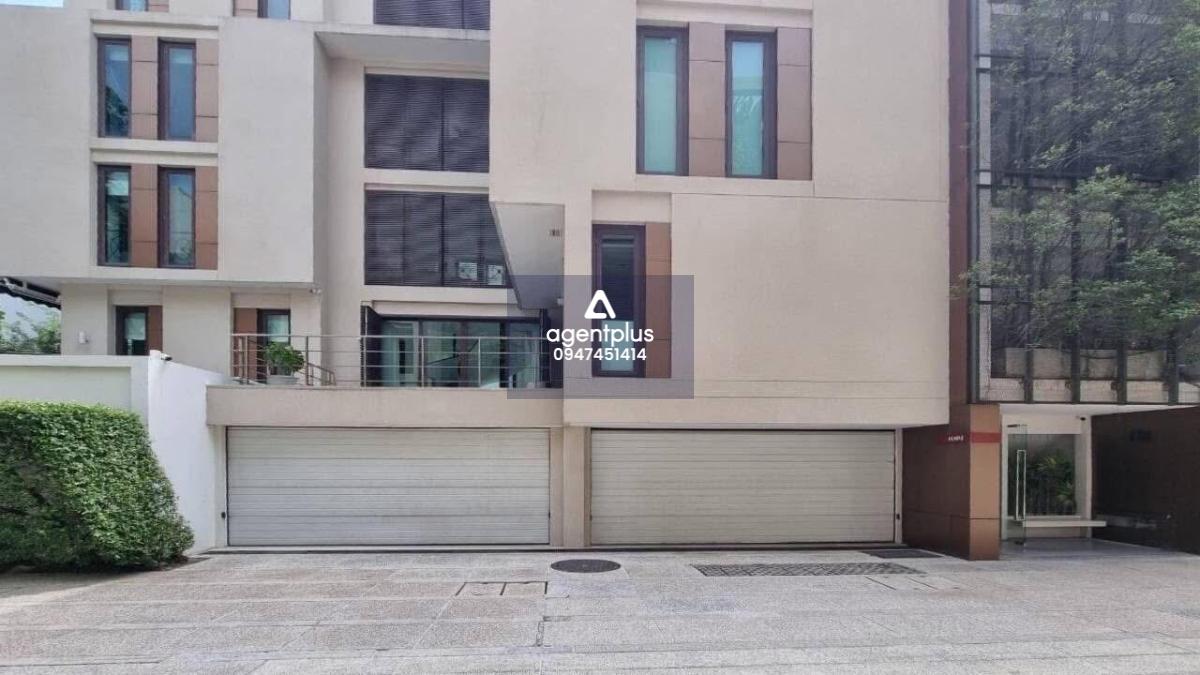 คอนโดลักษณ์สาธร 