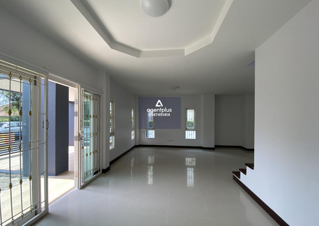 ขายบ้านเดี่ยว โครงการสินทวี การ์เด้น 2 ระยอง ปรับปรุงใหม่ ติดถนนสุขุมวิท (ทล.3) เดินทางเข้า-ออกสะดวก อยู่ในย่านชุมชน