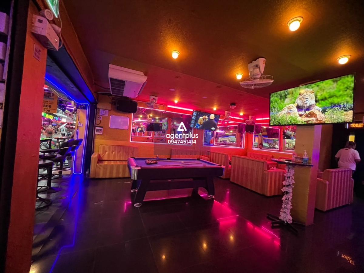 #บาร์ 4 ชั้นทำเลทองซอย 6 เซ้งด่วน พร้อมดำเนินกิจการทันที! 