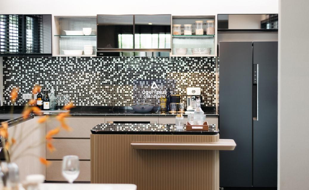 ทาวน์โฮม 3.5 ชั้น โครงการ Maison 168 Muang Thong บ้านดีไซน์ทันสมัย ทำเลเมืองทองธานี ใกล้ทางด่วน เดินทางสะดวก เหมาะอยู่อาศัยหรือทำโฮมออฟฟิศ