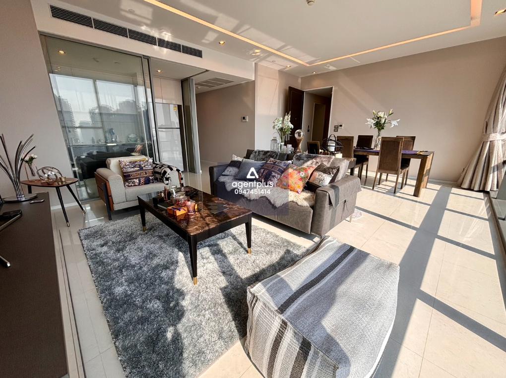 ขายคอนโดหรู เดอะ แบงค็อค สาทร  พร้อมอยู่ ทำเลดีใจกลางเมือง