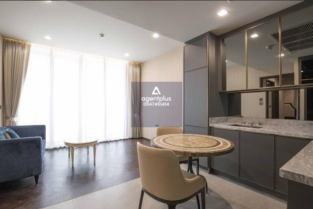 คอนโดลักชัวรี เดอะ โมนูเมนต์ สนามเป้า  ใจกลางพญาไท วิวเมืองสุดหรู ใกล้ BTS สนามเป้า