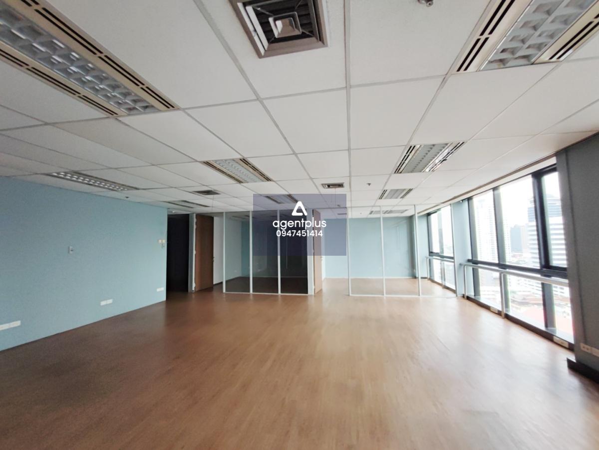 เช่า อาคารสำนักงานมาตรฐาน ใจกลางเมือง ใกล้อนุสาวรีย์ชัยสมรภูมิ พื้นที่ 202.84 ตรม