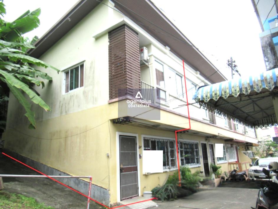 อาคารพาณิชย์ 2 ชั้น ทำเลดี เดินทางเข้าออกสะดวก สาธารณูปโภคครบครัน เหมาะสำหรับอยู่อาศัยหรือประกอบธุรกิจขนาดเล็ก