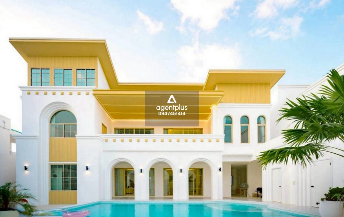 ขาย พูลวิลล่าพัทยา ตกแต่งให้ครบ สไตล์ เมดิเตอร์เรเนียน  ใกล้มอเตอร์เวย์ ใกล้ตัวเมืองพัทยา