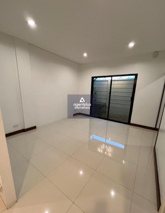 ให้เช่า Home office 3 ชั้น บางนากม.5 ติดถนนในซอยวัดคลองปลัดเปรียง ทะลุถนนบางนาตราดและศรีนครินทร์