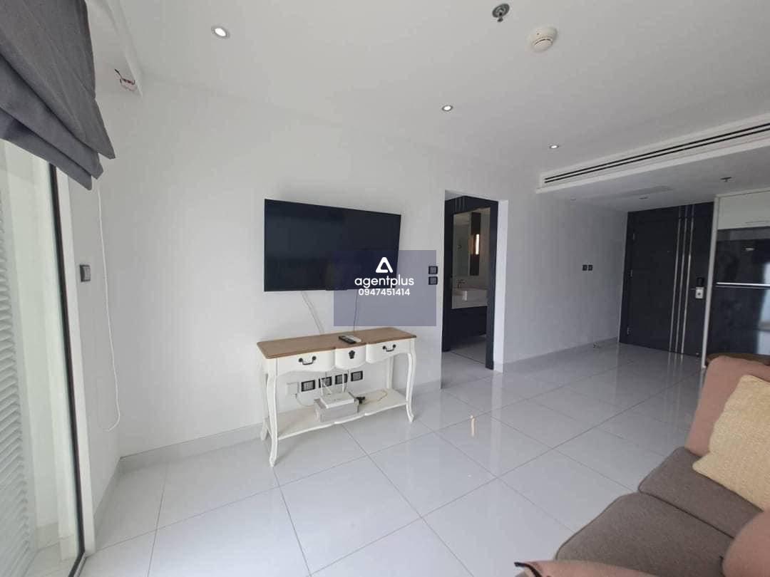 Sky Residence condo Phathamnak 