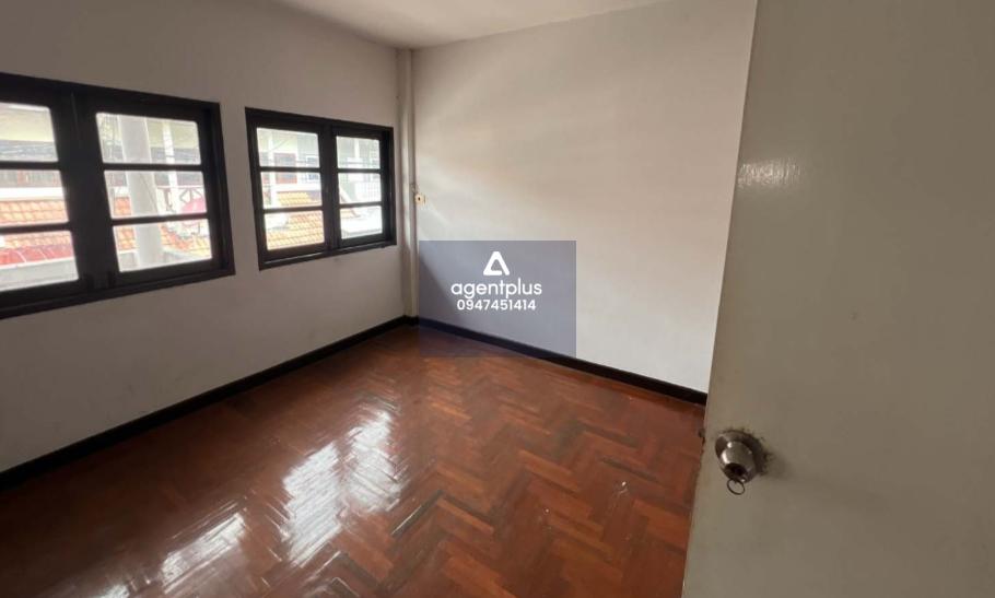 ขาย ทาวน์เฮ้าส์ โครงการวรางกูล คลอง 3 ทำเลดี ใกล้ถนนรังสิต-นครนายก เดินทางเข้า-ออกสะดวก