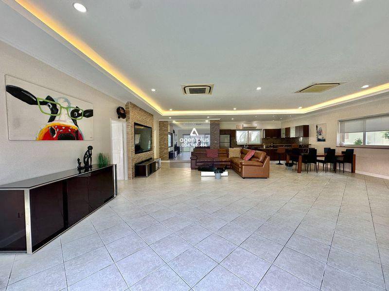 ปล่อยเช่าพูลวิลล่าหลังใหญ่ วิวทะเล วิลล่า พัทยา