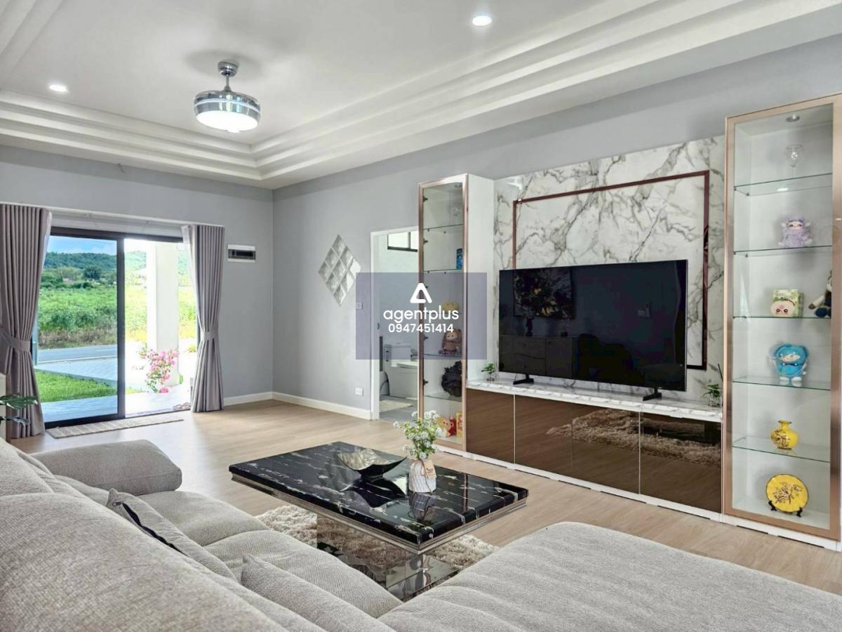 ขาย พูลวิลล่าหรู พร้อมเฟอร์นิเจอร์ครบชุด เข้าอยู่ได้ทันที